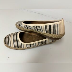 A2 by‎ Aerosoles. Stitch n turn